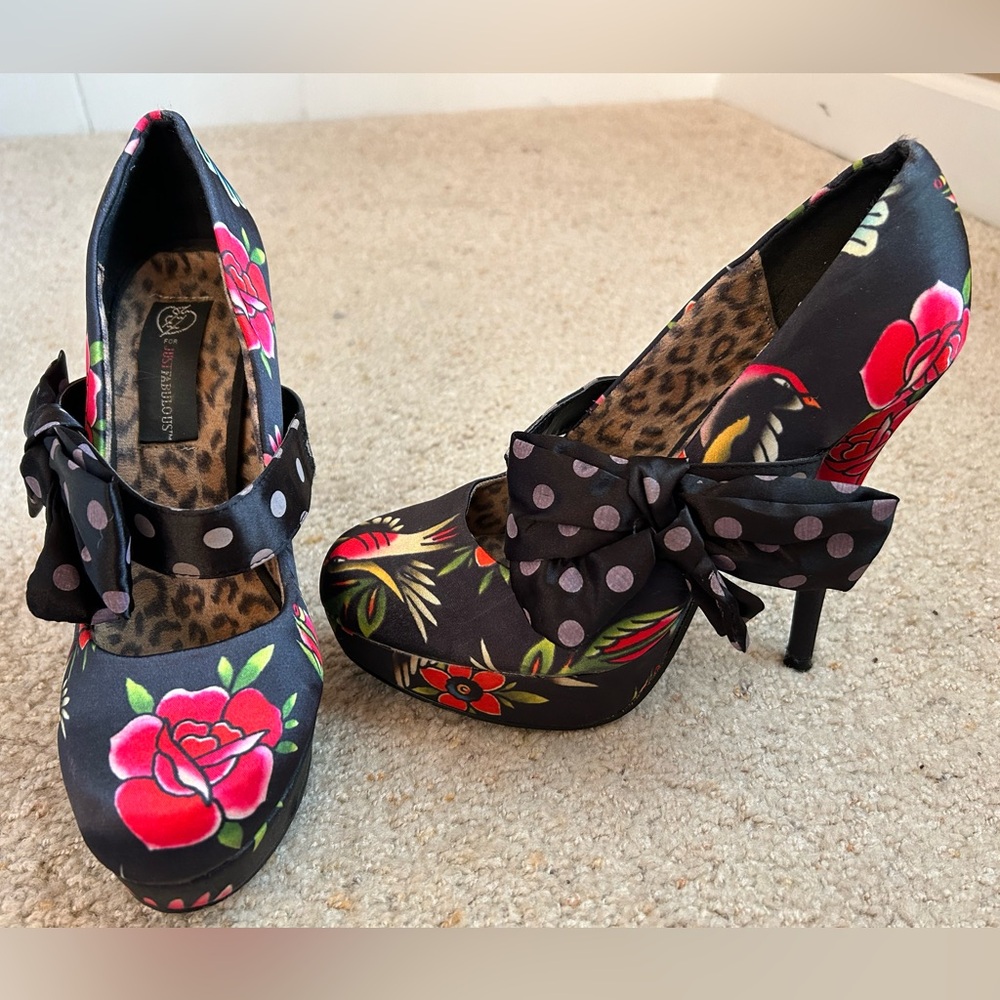 Floral Print Flatform Pumps